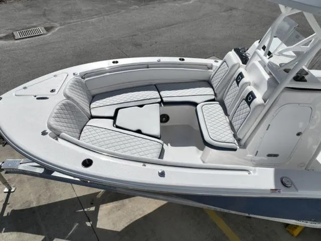 Slide: The Image of Sea Fox 248 Side Console 2024 - 94