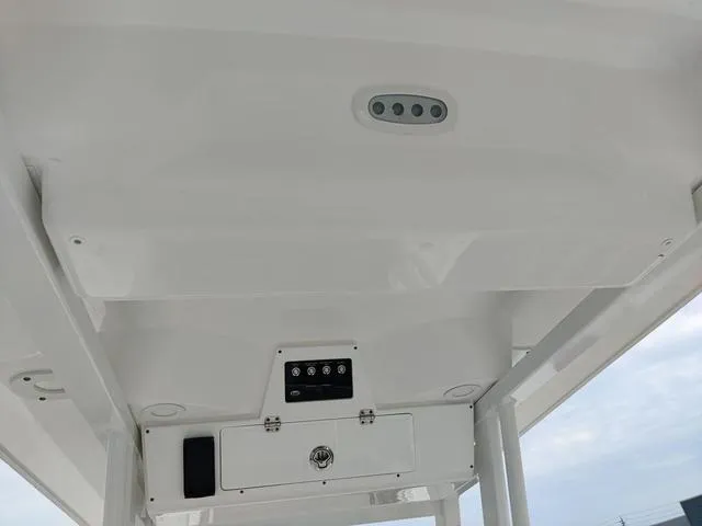 Slide: The Image of Sea Fox 231 Bay Fox 2024 - 26