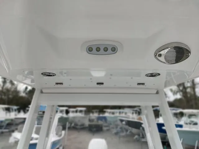 Slide: The Image of Sea Fox 231 Bay Fox 2024 - 27