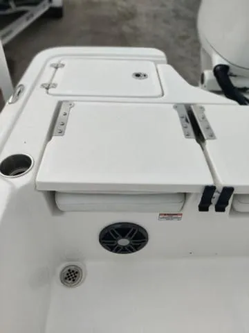 Slide: The Image of Sea Fox 231 Bay Fox 2024 - 48