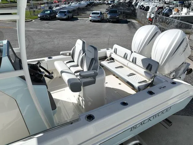 Slide: The Image of Blackwood 270 highdeck 2024 - 12