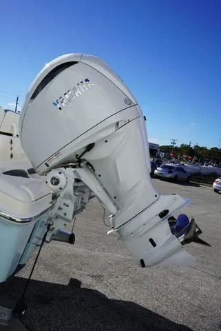 Slide: The Image of Blackwood 270 highdeck 2024 - 28