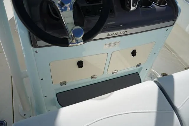 Slide: The Image of Blackwood 270 highdeck 2024 - 50