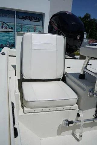 Slide: The Image of Ranger RB200 2024 - 30