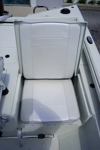 Slide: The Image of Ranger RB200 2024 - 37