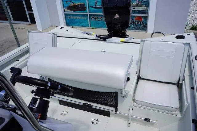 Slide: The Image of Ranger RB200 2024 - 41