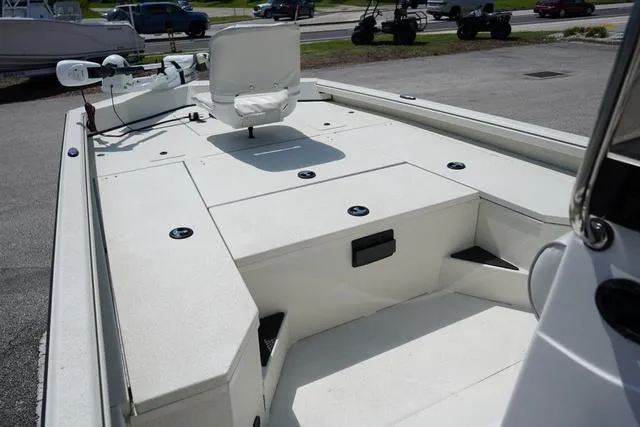 Slide: The Image of Ranger RB200 2024 - 44