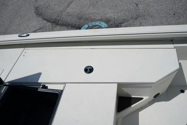 Slide: The Image of Ranger RB200 2024 - 48