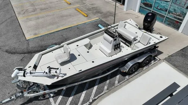 Slide: The Image of Ranger RB200 2024 - 5