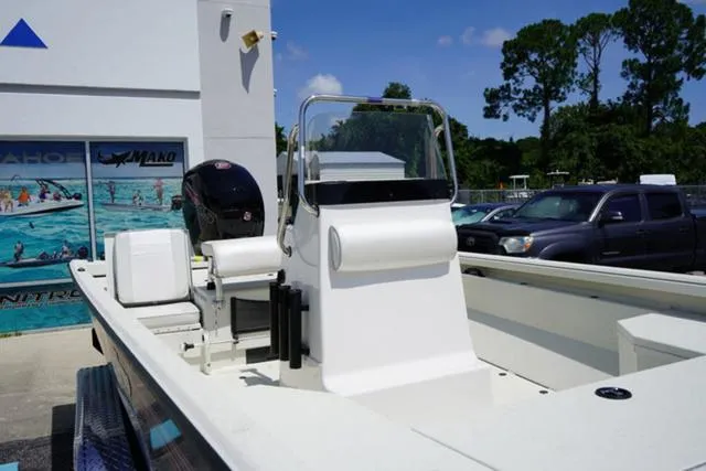 Slide: The Image of Ranger RB200 2024 - 92