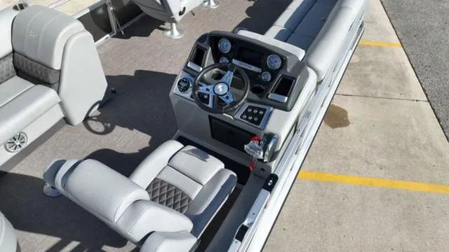 Slide: The Image of Ranger Boats 220FC 2023 - 37