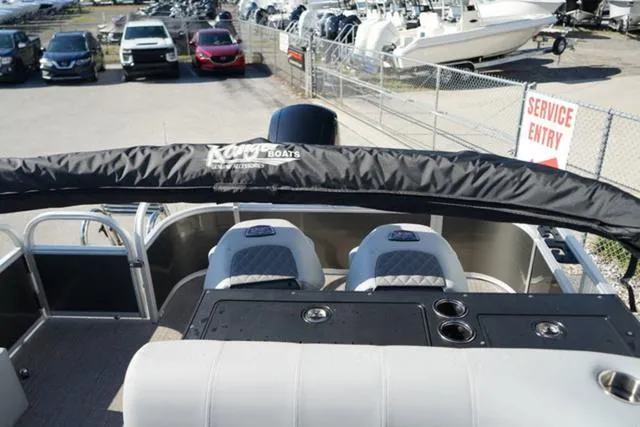 Slide: The Image of Ranger Boats 220FC 2023 - 58