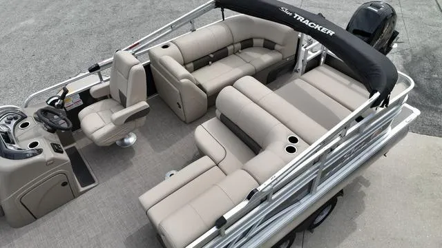 Slide: The Image of Sun Tracker Party Barge 22 RF 2023 - 12