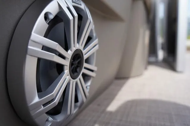 Slide: The Image of Sun Tracker Party Barge 22 RF 2023 - 34