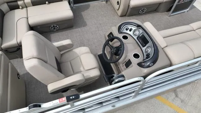 Slide: The Image of Sun Tracker Party Barge 22 RF 2023 - 41