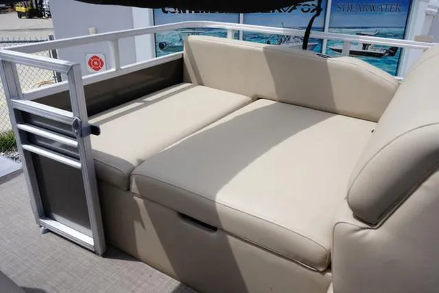 Slide: The Image of Sun Tracker Party Barge 22 RF 2023 - 57