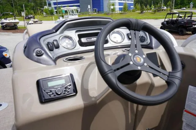 Slide: The Image of Sun Tracker Party Barge 22 RF 2023 - 65