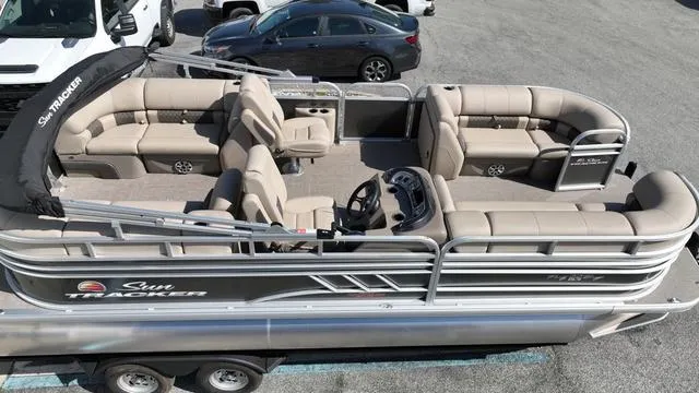 The Image of Sun Tracker 22 Party Barge 2023 - 1
