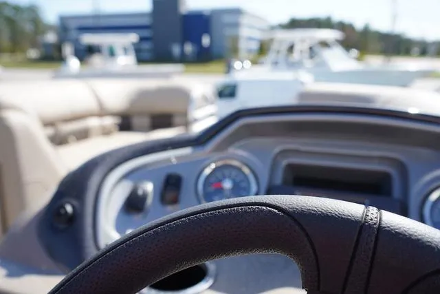 Slide: The Image of Sun Tracker 22 Party Barge 2023 - 39