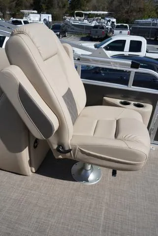 Slide: The Image of Sun Tracker 22 Party Barge 2023 - 42