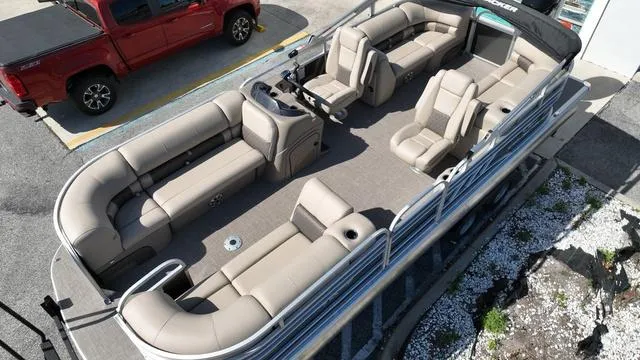 Slide: The Image of Sun Tracker 22 Party Barge 2023 - 5