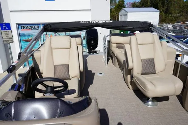 Slide: The Image of Sun Tracker 22 Party Barge 2023 - 66