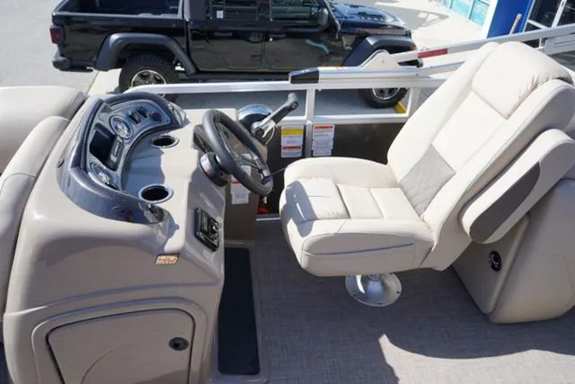 Slide: The Image of Sun Tracker 22 Party Barge 2023 - 67