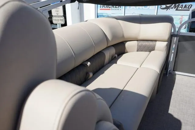 Slide: The Image of Sun Tracker 22 Party Barge 2023 - 79