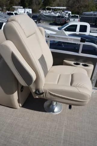 Slide: The Image of Sun Tracker 22 Party Barge 2023 - 84