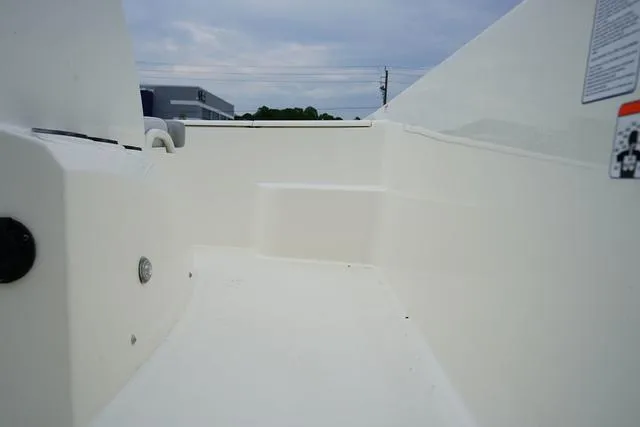 Slide: The Image of Mako 19 Pro Skiff 2023 - 62