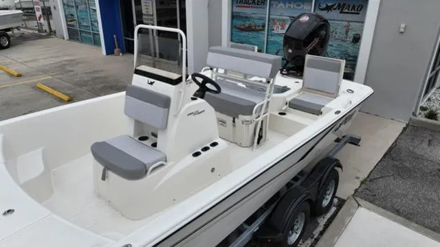 Slide: The Image of Mako 19 Pro Skiff 2023 - 76