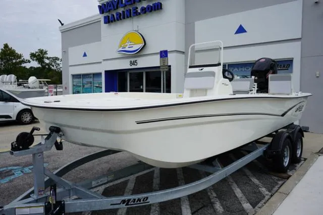 Slide: The Image of Mako 19 Pro Skiff 2023 - 88