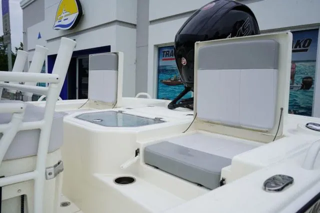 Slide: The Image of Mako 19 Pro Skiff 2023 - 97