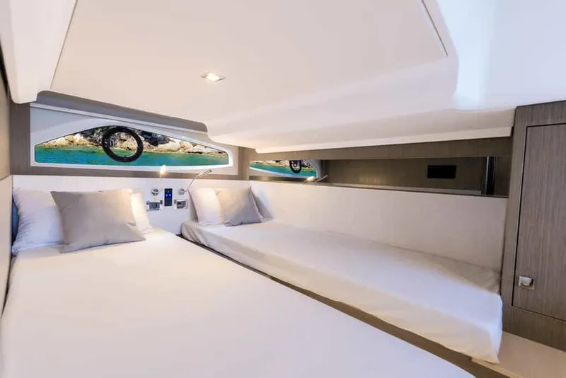Slide: The Image of Sealine S390 2026 - 27