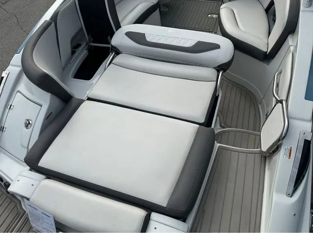 Slide: The Image of Crownline Boats 280 SS 2024 - 29