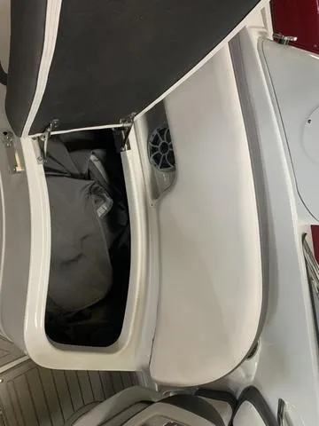 Slide: The Image of Crownline Boats 280 SS 2024 - 7