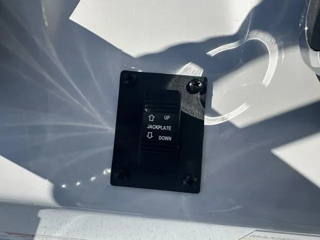 Slide: The Image of Xpress H20B 2024 - 15