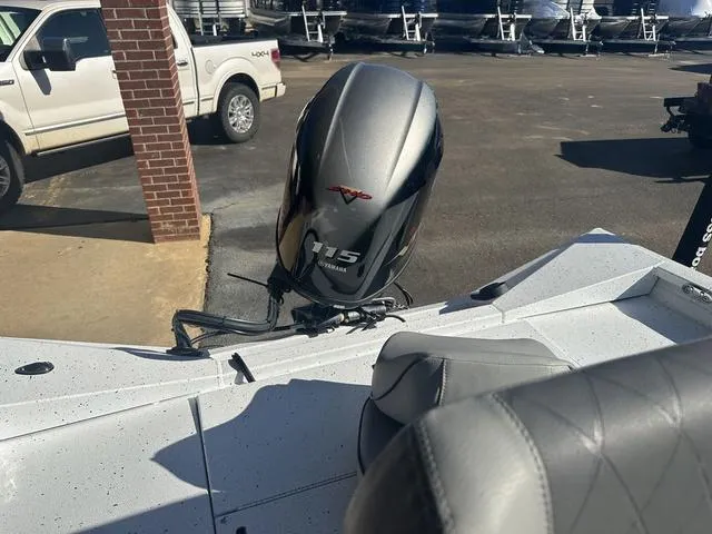 Slide: The Image of Xpress H20B 2024 - 35