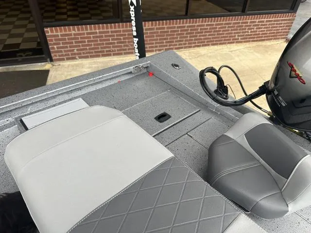 Slide: The Image of Xpress H190B 2025 - 12