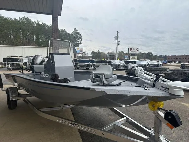 Slide: The Image of Xpress H190B 2025 - 3