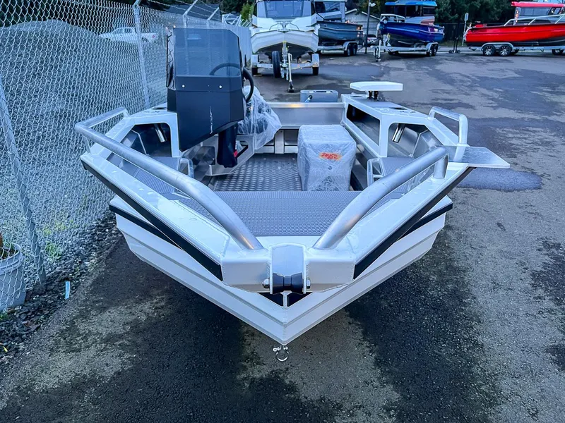 Slide: The Image of Stabi-Craft 1450 Frontier 2026 - 11