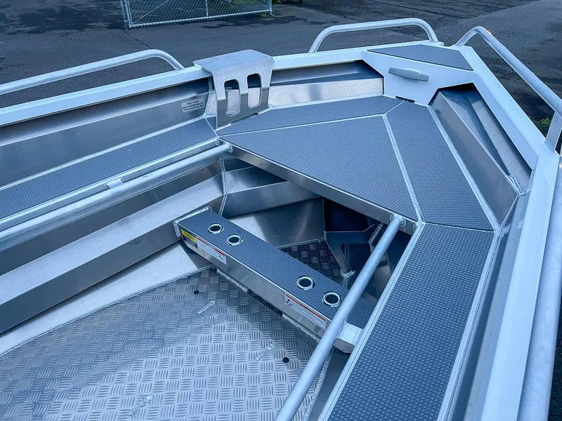 Slide: The Image of Stabi-Craft 1450 Frontier 2026 - 9