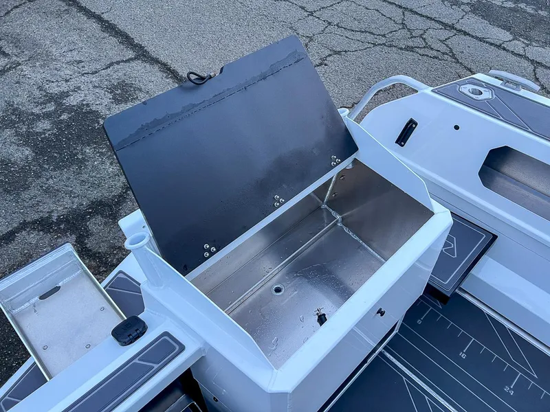 Slide: The Image of Stabi-Craft 1850 SuperCab 2026 - 16