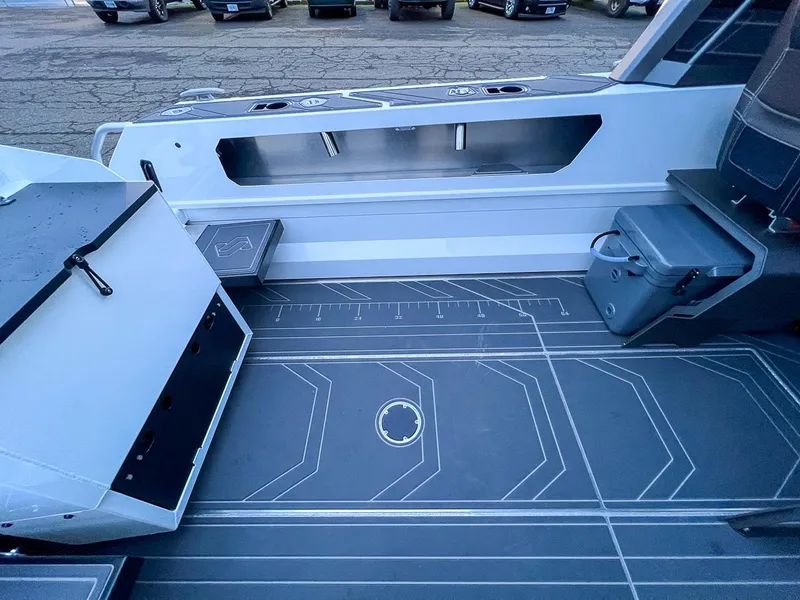 Slide: The Image of Stabi-Craft 1850 SuperCab 2026 - 17