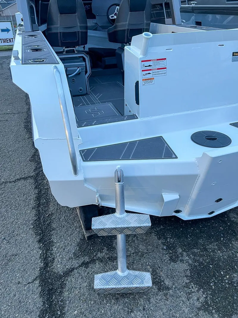 Slide: The Image of Stabi-Craft 1850 SuperCab 2026 - 19