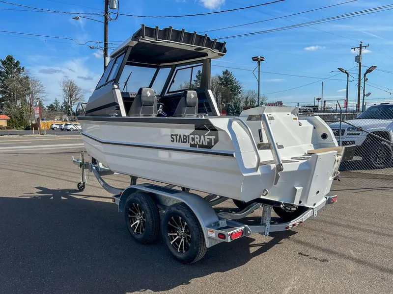 Slide: The Image of Stabi-Craft 1850 SuperCab 2026 - 5