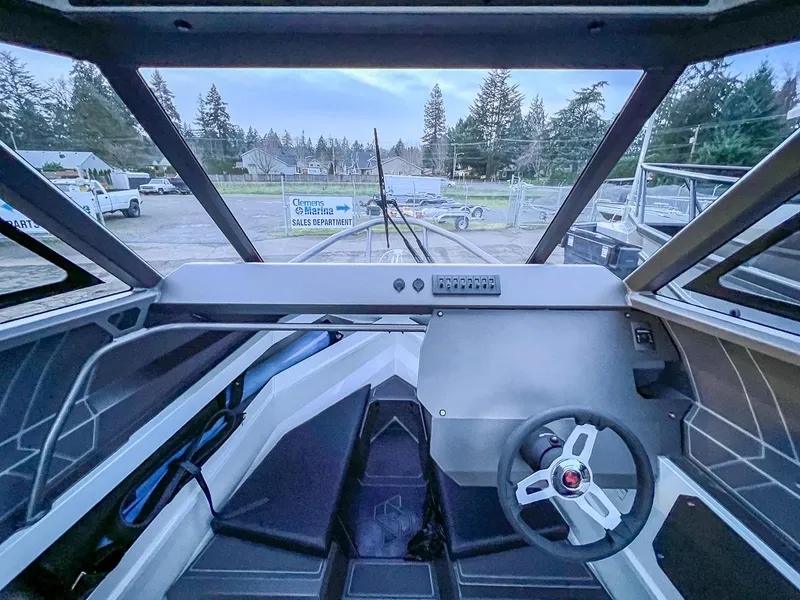 Slide: The Image of Stabi-Craft 1850 SuperCab 2026 - 8