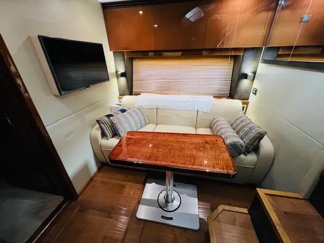 Slide: The Image of Sea Ray 470 Sundancer 2016 - 21