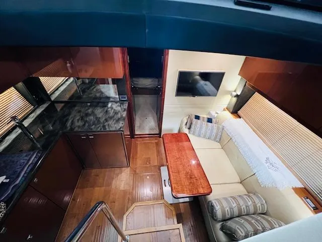 Slide: The Image of Sea Ray 470 Sundancer 2016 - 22