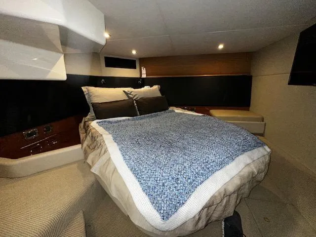 Slide: The Image of Sea Ray 470 Sundancer 2016 - 30